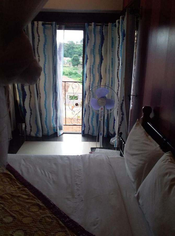 Egret Pilgrims Inn Namugongo 外观 照片